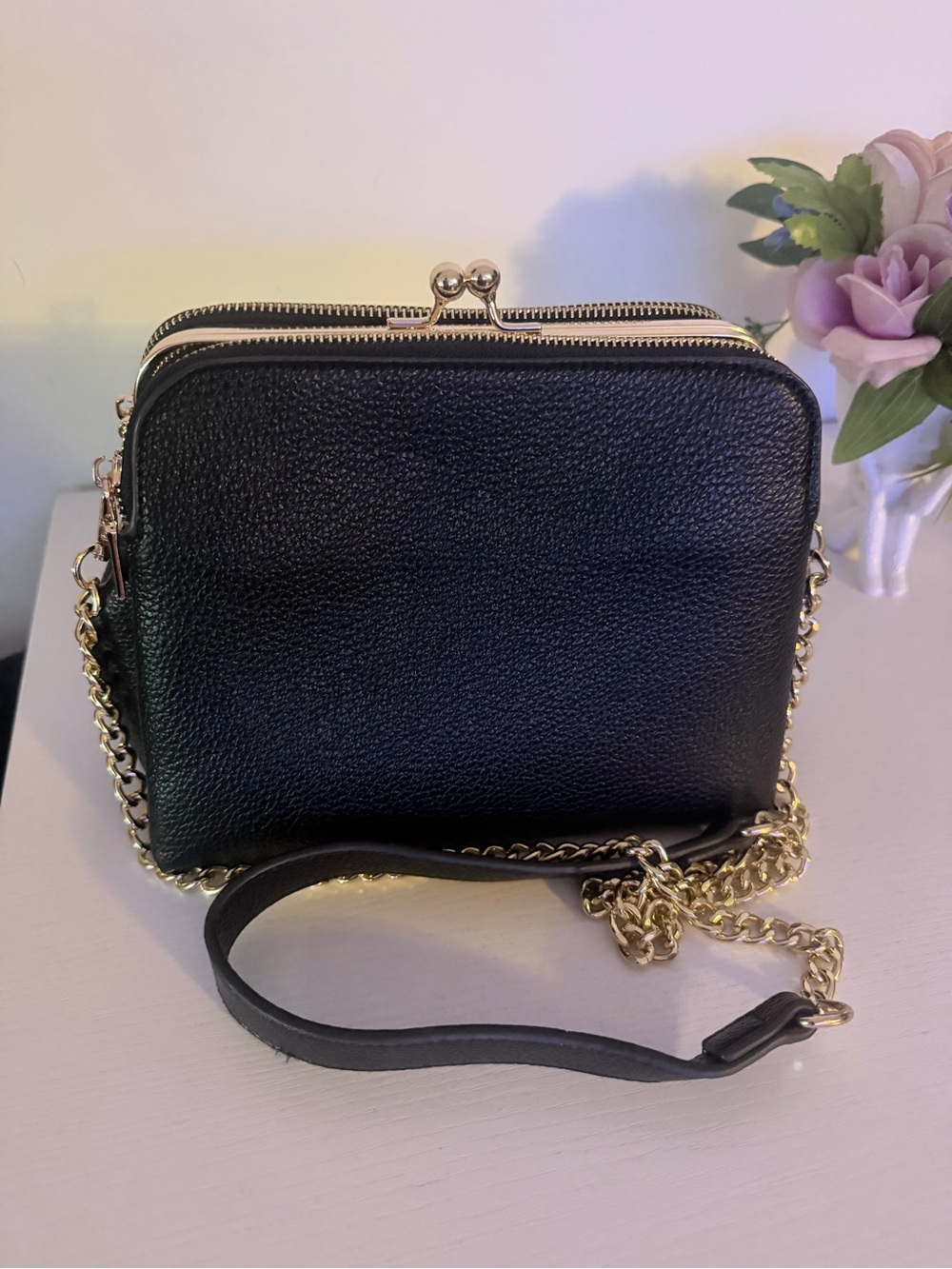 Classic Black Pebbled Crossbody Bag with Gold Chain Strap